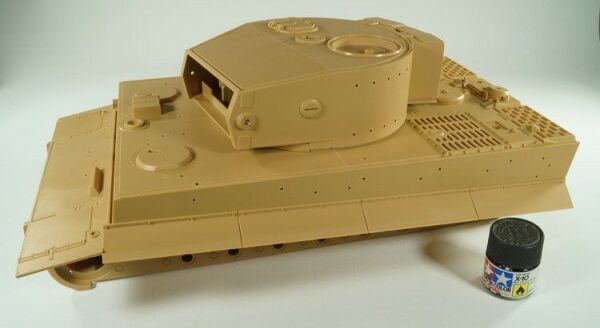 Buildable model Pz.Kpfw. VI Tiger 1 детальное изображение Бронетехника 1/16 Бронетехника