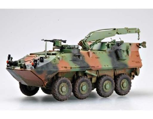 Scale model 1/35 Аrmored personnel carrier USMC LAV-R Light Armored Vehicle Recovery Trumpeter 00370 детальное изображение Бронетехника 1/35 Бронетехника