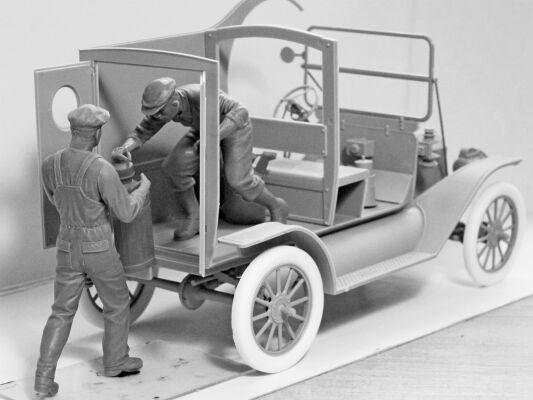 Американські вантажники бензину, 1910-ті роки. детальное изображение Фигуры 1/24 Фигуры