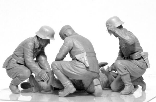 Німецький військовий медичний персонал часів Другої світової війни детальное изображение Фигуры 1/35 Фигуры
