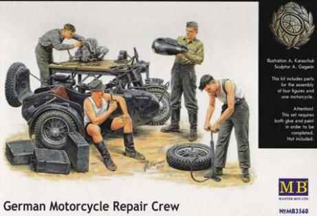 German Motorcycle Repair Crew детальное изображение Фигуры 1/35 Фигуры