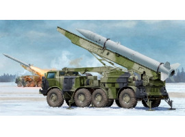 обзорное фото Scale model 1/35 9P113 TEL w/9M21 Rocket of 9K52 Luna-M Short-range artillery Trumpeter 01025 Anti-aircraft missile system