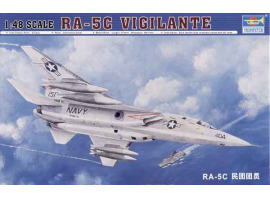 обзорное фото Збірна модель літака RA-5C "Vigilante" Літаки 1/48