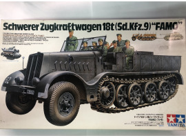 обзорное фото Scale model 1/35 German Tractor 18t (Sd.Kfz.9) Famo + 2 Photo-Etched Tamiya 35239 S Armored vehicles 1/35