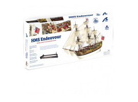 Деревянная модель корабля HMS Endeavour в масштабе 1:65
