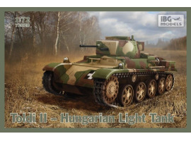 обзорное фото Toldi II Hungarian Light Tank Armored vehicles 1/72