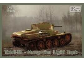 обзорное фото Toldi III Hungarian Light Tank Armored vehicles 1/72