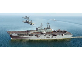Buildable model USS Iwo Jima LHD-7