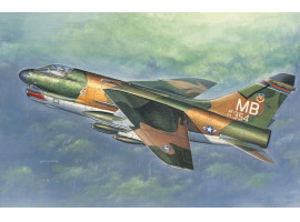 обзорное фото A-7D “Corsair” II Літаки 1/72