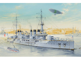 обзорное фото French Navy Pre-Dreadnought Battleship Voltaire Fleet 1/350