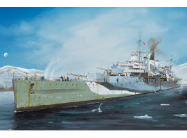 Scale model 1/350 Heavy cruiser HMS Kent TR05352