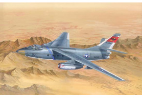 Сборная модель 1/48 Стратегический бомбардировщик TA-3B Skywarrior Трумпетер 02870