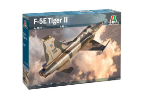 Scale model 1/48 Aircraft F-5E Tiger II Italeri 2827