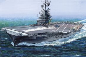 Збірна модель американського військового корабля Intrepid CV-11