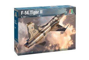 Збірна модель 1/48 Літак F-5E Tiger II Italeri 2827