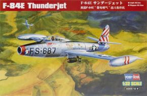 Американський бомбардувальник F-84E Thunderjet
