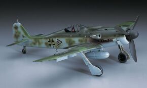 Збірна модель літака FOCKEWULF Fw190D-9 1/32