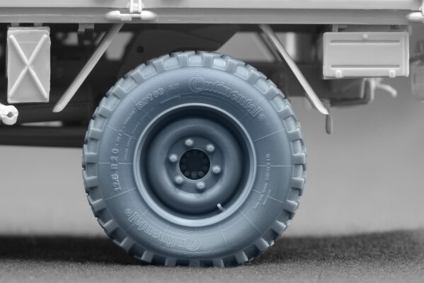 Набір коліс (з деформацією) для Unimog U1300L MPT 80 від Revell ScaleX WM-35046W детальное изображение Колёса Афтермаркет