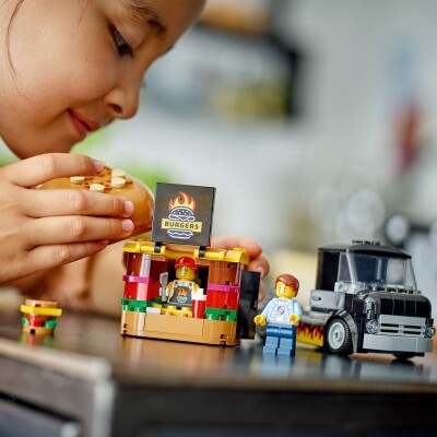 Конструктор LEGO City Вантажівка з гамбургерами 60404 детальное изображение City Lego