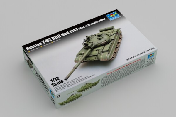 Збірна модель 1/72 Танк Т-62 БДД зразка 1984 (модифікований зразок 1972) Trumpeter 07148 детальное изображение Бронетехника 1/72 Бронетехника