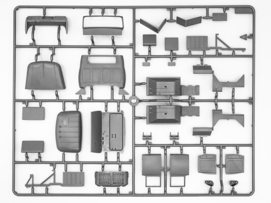 Scale model 1/35 ZIL-131 ZSU car with DShKM and calculation ICM 35017 детальное изображение Автомобили 1/35 Автомобили