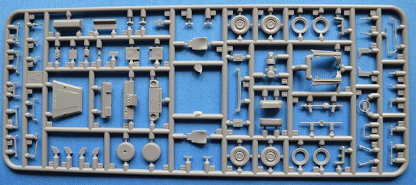 Сборная модель 1/72 Полноприводный автомобиль PKW 0,5t gl typ 460 ACE 72470 детальное изображение Автомобили 1/72 Автомобили