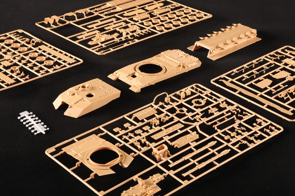 Сборная модель 1/48 Британский Challenger 2 с улучшенной броней ХоббиБосс 84854 детальное изображение Бронетехника 1/48 Бронетехника