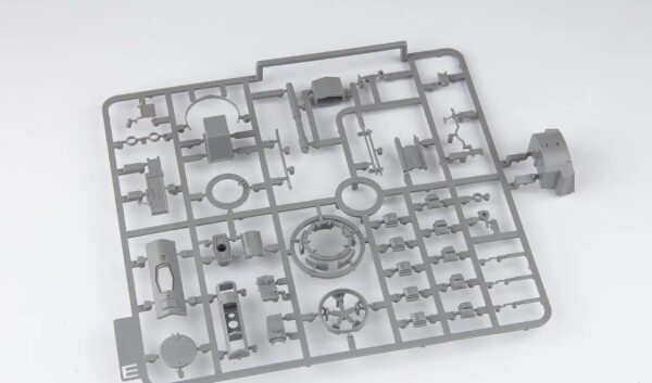 Scale model 1/35 Tank Pz.Kpfw.III Ausf.N on winterketten Takom 8011 детальное изображение Бронетехника 1/35 Бронетехника