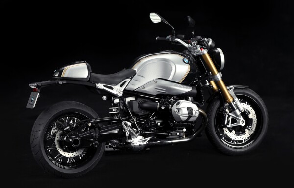 Збірна модель 1/9 Мотоцикл BMW R nineT Meng MT-003 детальное изображение Мотоциклы Гражданская техника