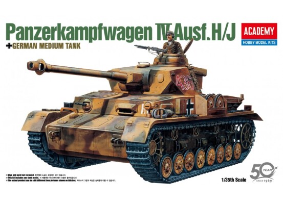 Scale model 1/35 Tank Panzerkampfwagen IV Ausf. Academy 13234 детальное изображение Бронетехника 1/35 Бронетехника