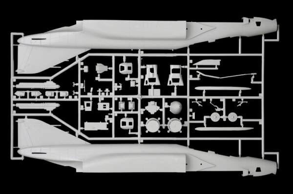 Cборная модель 1/48 Самолет RF-4E Фантом II Италери 2818 детальное изображение Самолеты 1/48 Самолеты