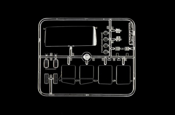 Сборная модель 1/24 Грузовой автомобиль / тягач Iveco 190.38 Cowboy Italeri 90767 детальное изображение Грузовики / прицепы Гражданская техника