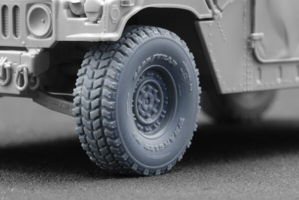 Набор колес универсальный для HMMWV MT 24-bolt ScaleX WM 35003 детальное изображение Колёса Афтермаркет