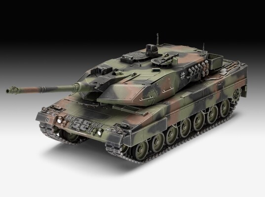 Збірна модель 1/35 танк Leopard 2A6/A6NL Revell 03281 детальное изображение Бронетехника 1/35 Бронетехника