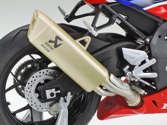 lScale model 1/12 Мotorcycle of HONDA CBR1000RR-R FIREBLADE SP Tamiya 14138 детальное изображение Мотоциклы Гражданская техника