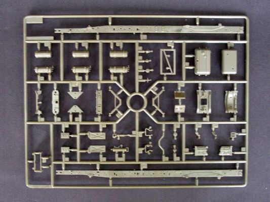 Збірна модель 1/35 Військова вантажівка ЗІЛ-157 6Х6 Trumpeter 01001 детальное изображение Автомобили 1/35 Автомобили