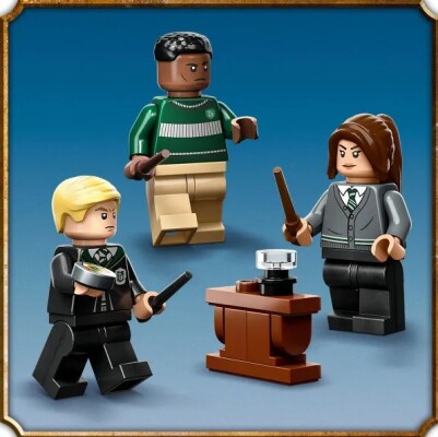 Конструктор LEGO Harry Potter Флаг общежития Слизерин 76410 детальное изображение Harry Potter Lego