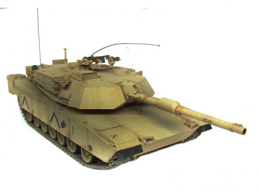 Збірна модель 1/35 Танк U.S.M1A1 ABRAMS Tamiya 35156 детальное изображение Бронетехника 1/35 Бронетехника