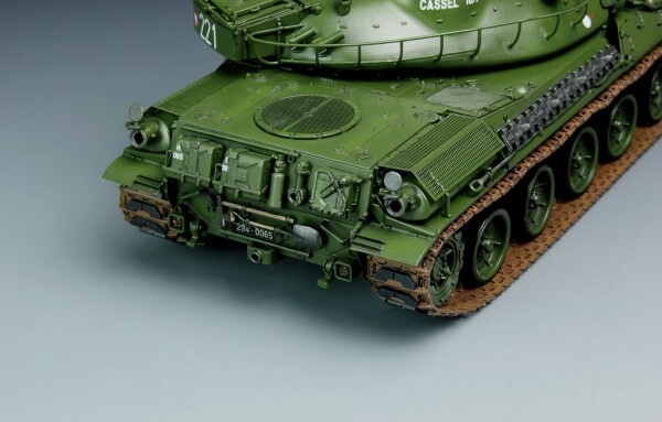 Збірна модель 1/35 Французький бойовий танк AMX-30B Meng TS-003 детальное изображение Бронетехника 1/35 Бронетехника
