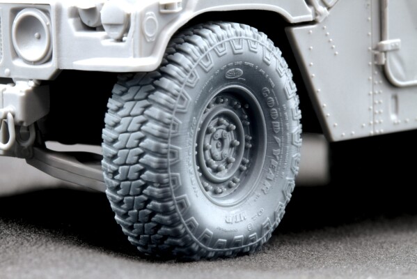 Набір коліс (з деформацією) для HMMWV MT/R 24-bolt ScaleX WM 35001S детальное изображение Колёса Афтермаркет