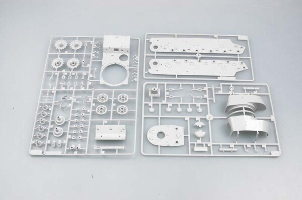 Scale model 1/35 tank KV-1 (mod. 1939) Trumpeter 01561 детальное изображение Бронетехника 1/35 Бронетехника