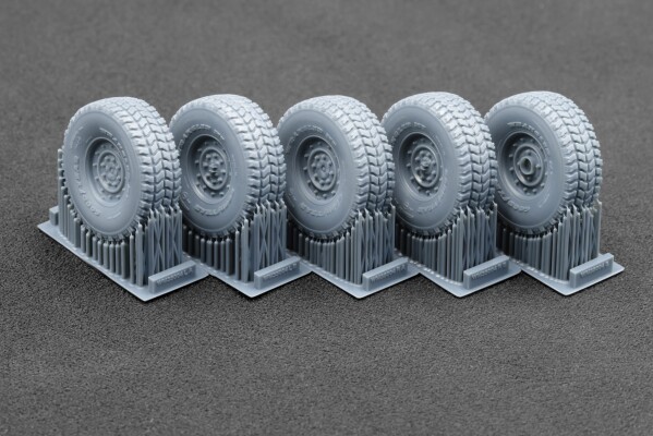 Набор колес универсальный для HMMWV MT 12-bolt ScaleX WM 35004 детальное изображение Колёса Афтермаркет