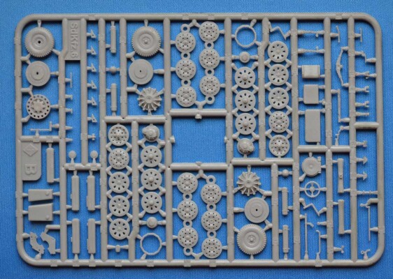 Сборная модель 1/72 Артиллерийский тягач SdKfz.6/1 5т ACE 72568 детальное изображение Автомобили 1/72 Автомобили