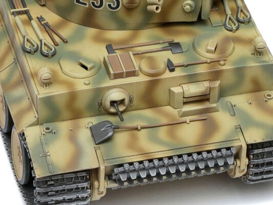 Scale model 1/48 German tank Tiger I early production Tamiya 32603 детальное изображение Бронетехника 1/48 Бронетехника