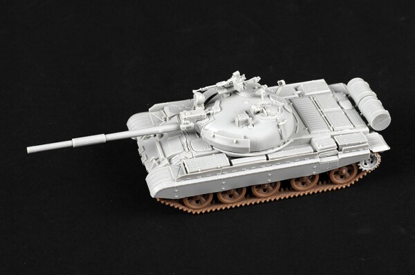 Збірна модель 1/72 Танк Т-62 БДД зразка 1984 (модифікований зразок 1972) Trumpeter 07148 детальное изображение Бронетехника 1/72 Бронетехника