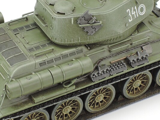 Збірна модель 1/48 Танк Т-34-85 Tamiya 32599 детальное изображение Бронетехника 1/48 Бронетехника