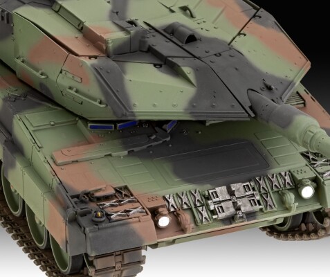 Збірна модель 1/35 Німецький танк Leopard 2A6M+ Revell 03342 детальное изображение Бронетехника 1/35 Бронетехника