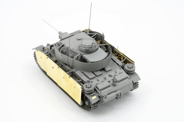 Збірна модель 1/35 Німецький танк Pz.Bef.Wg.III Ausf.K з екранами (2 до 1) Border Model BT-048 детальное изображение Бронетехника 1/35 Бронетехника