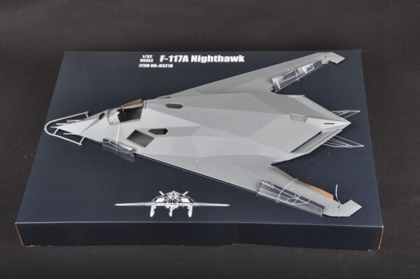 Збірна модель американського винищувача-невидимки F-117A «Nighthawk» детальное изображение Самолеты 1/32 Самолеты