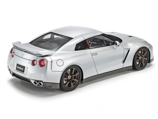 Scale model 1/24 Car Nissan GT-R Tamiya 24300 детальное изображение Автомобили 1/24 Автомобили